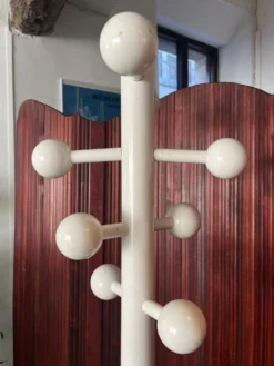 Porte Manteau des Années 80