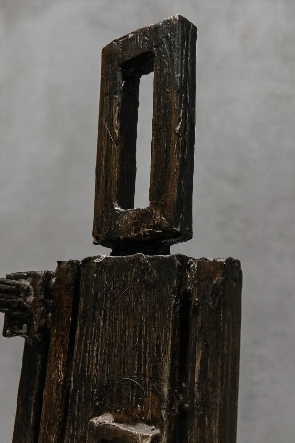 Porte-manteau design en fer – Pièce unique sculpturale