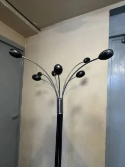 Porte-manteau design italien – Métal chromé et laqué noir – Années 1960-1970