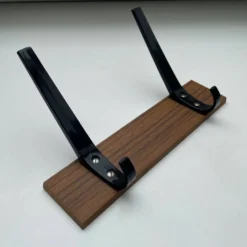 Porte-manteau en bois