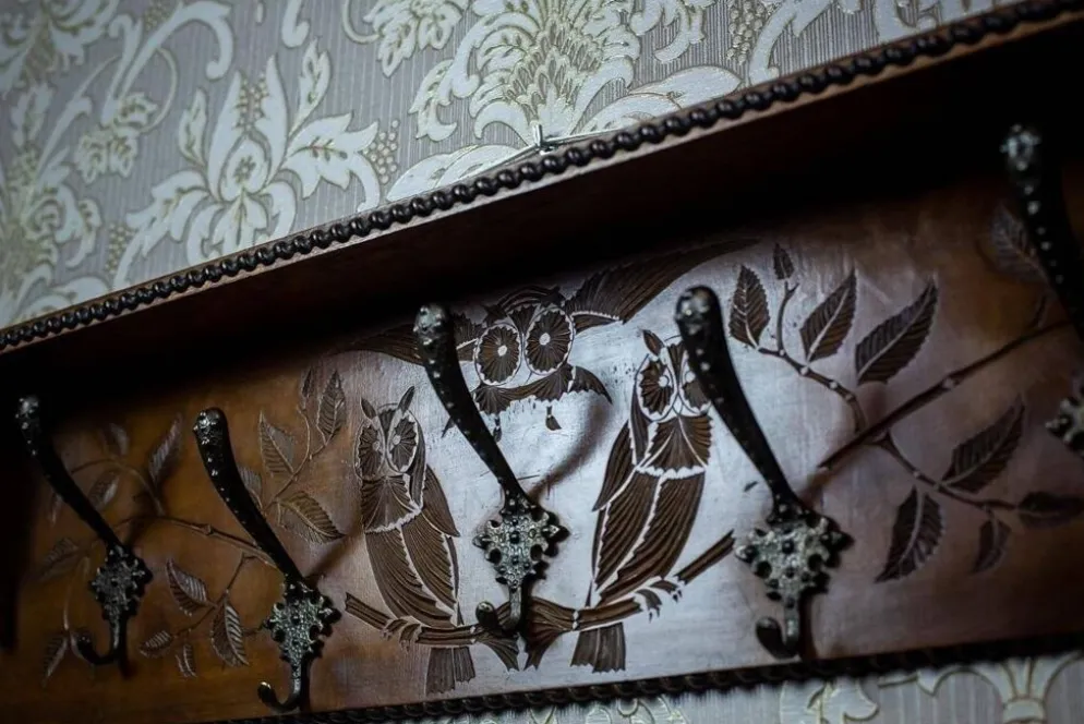 Porte-manteau en bois, années 1940