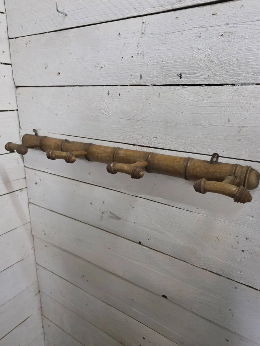Porte manteau en bois bambou 4 patères, années 50