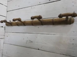 Porte manteau en bois bambou 4 patères, années 50