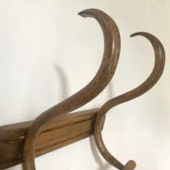 Porte manteau en bois courbé début XXe