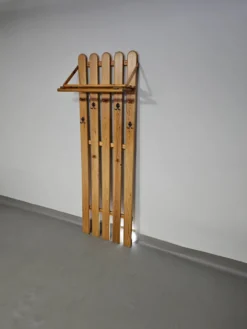 Porte-manteau en bois de pin largeur 60 hauteur 190 profondeur 30 cm