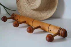 Portemanteau en bois style bambou vintage