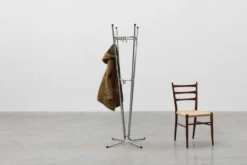 Porte-manteau en chrome par Tubax, Belgique, années 1950