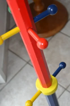 Porte-manteau enfant Pierre Sala