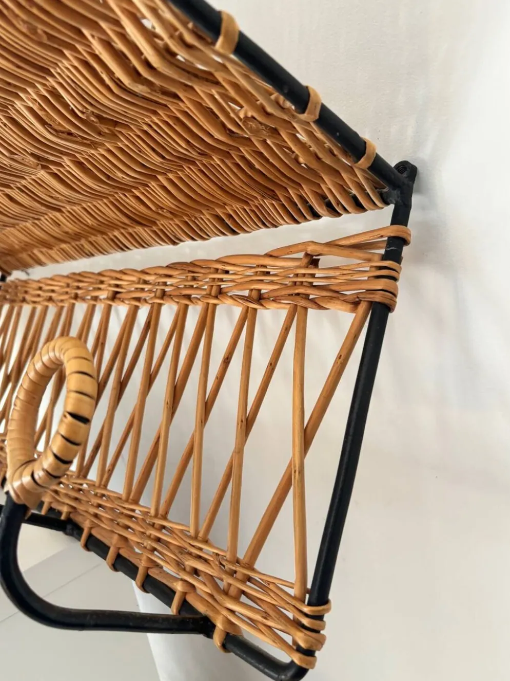 Porte manteau en fer et rotin Jacques Adnet 60s