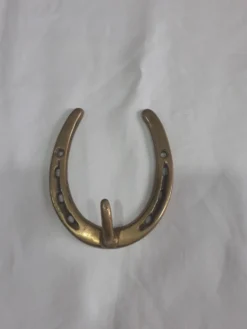 Porte manteau en laiton en forme de fer à cheval