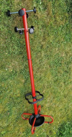 Porte-manteau en métal rouge, vintage 1980