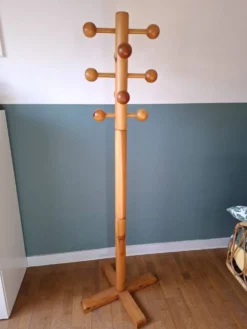 Porte manteau en pin
