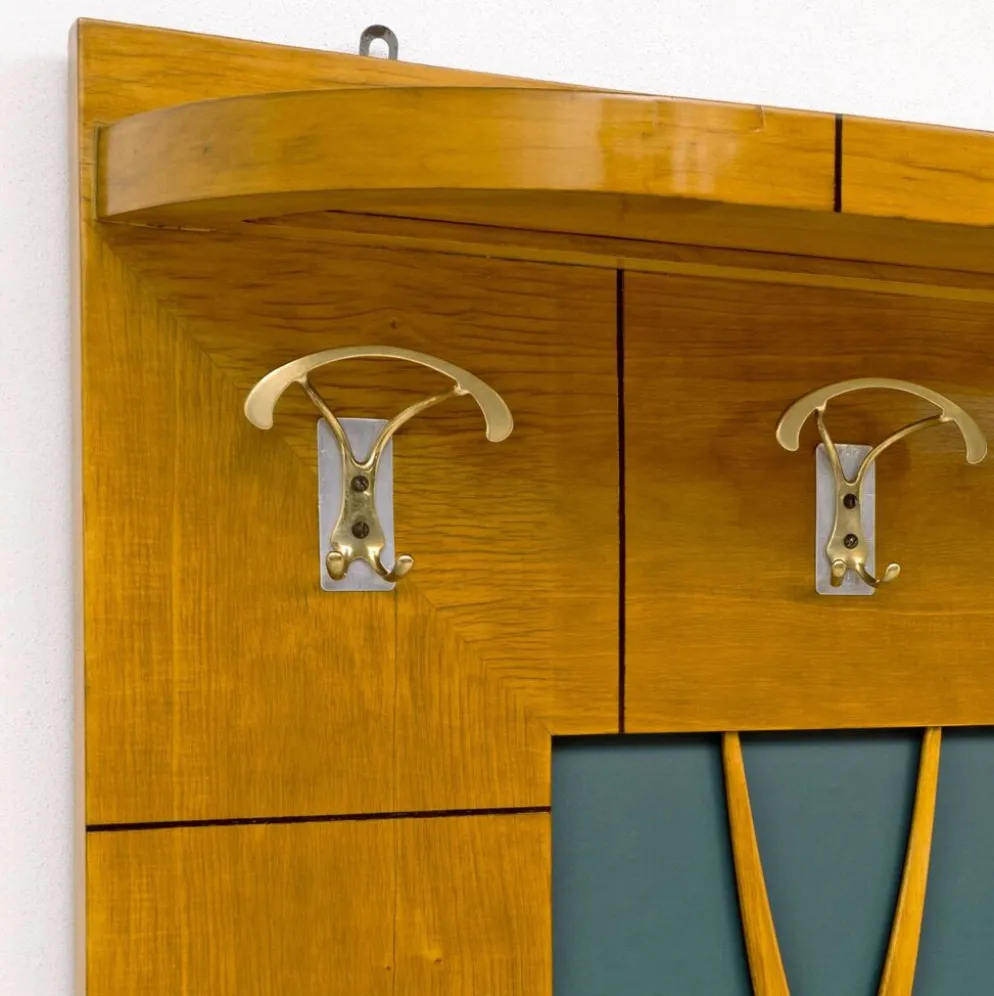 Porte-manteau en érable Art Déco italien dans le style de Paolo Buffa des années 1950