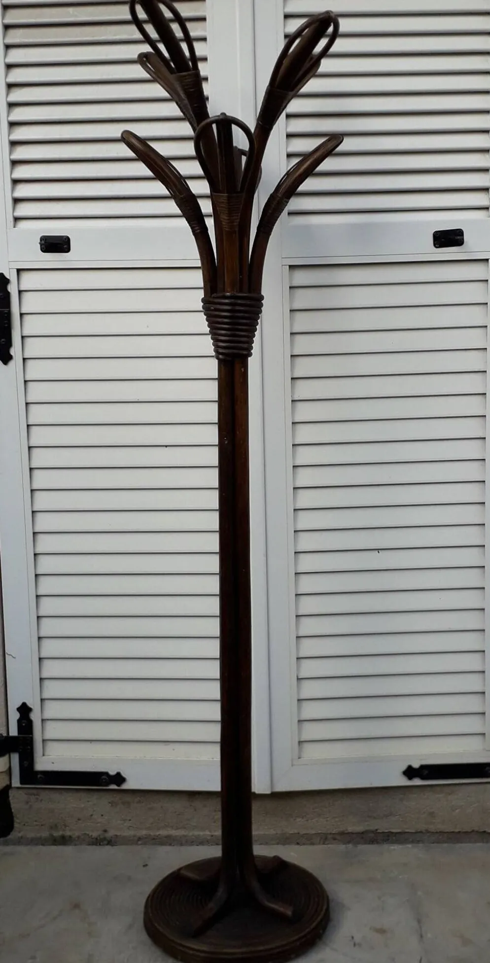 Portemanteau en rotin