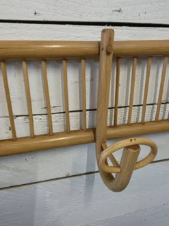 Porte manteau en rotin vintage
