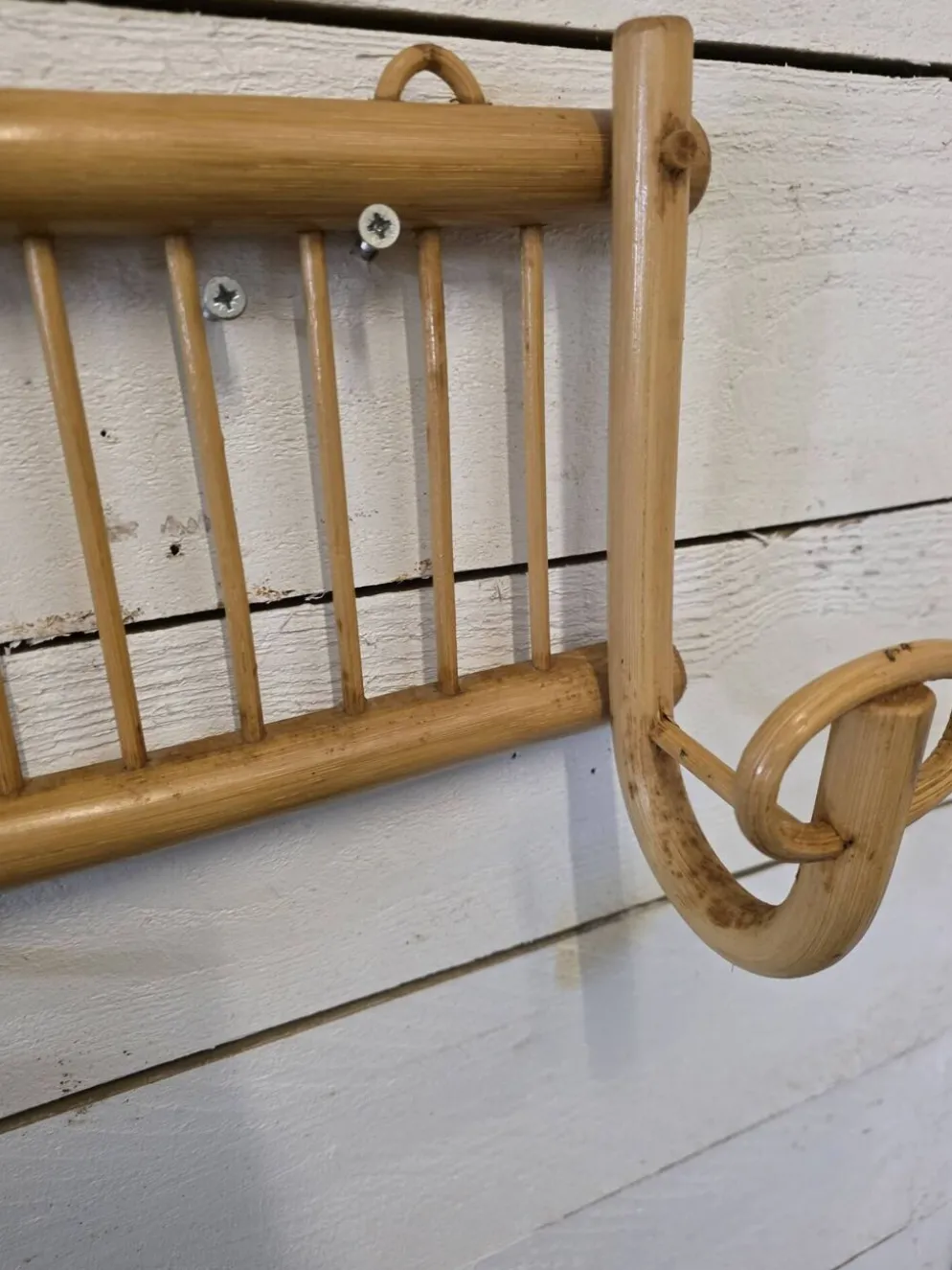 Porte manteau en rotin vintage