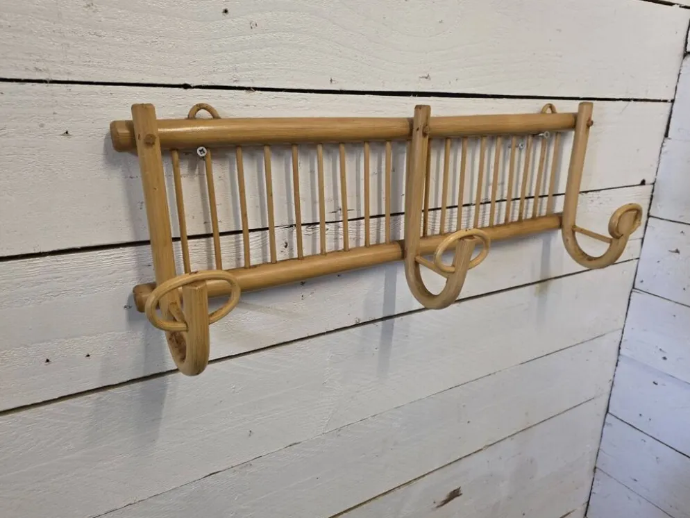 Porte manteau en rotin vintage