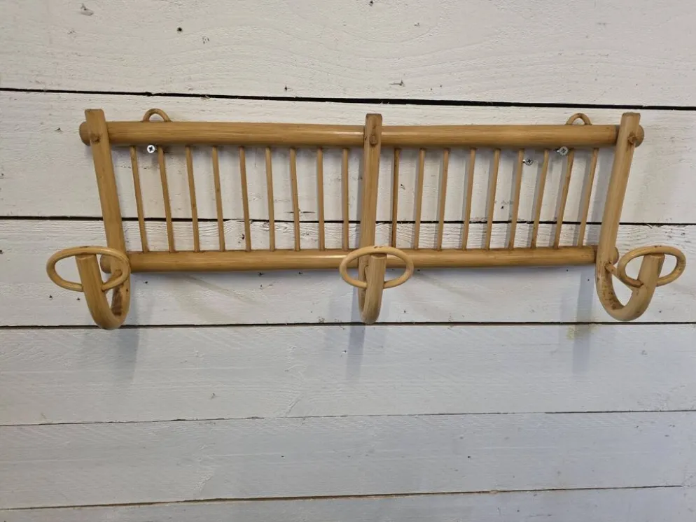 Porte manteau en rotin vintage