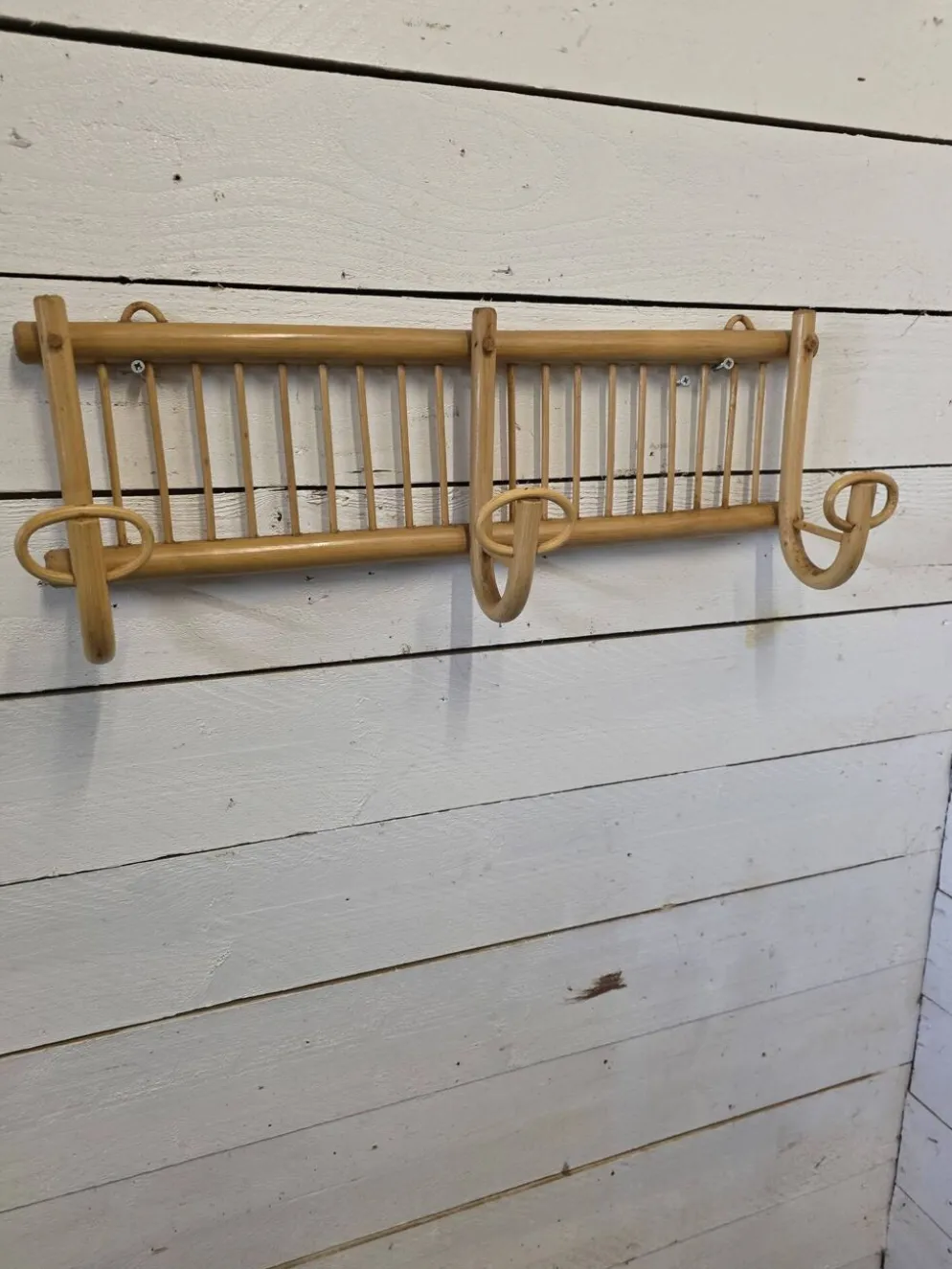 Porte manteau en rotin vintage