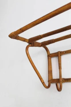 Porte-manteau et porte-chapeaux en rotin tchèque des années 1960, ÚLUV
