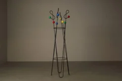 Porte-manteau et porte-chapeau autoportants dans le style de Roger Féraud