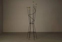 Porte-manteau et porte-chapeau autoportants dans le style de Roger Féraud