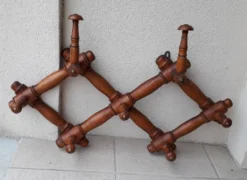 Portemanteau extensible en bois
