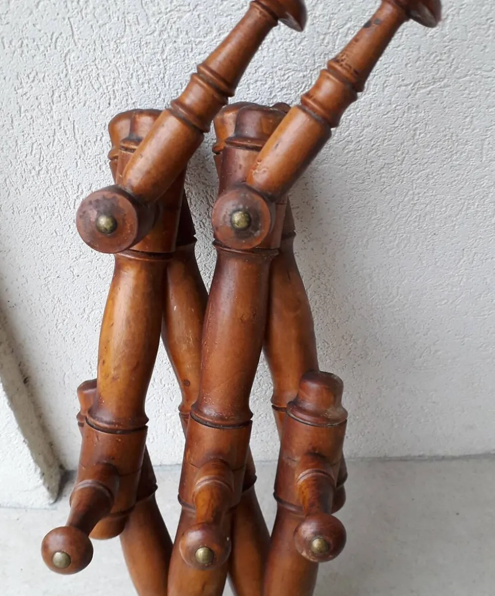 Portemanteau extensible en bois