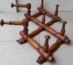 Portemanteau extensible en bois
