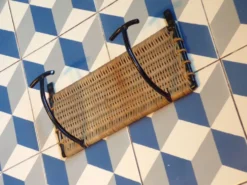Porte manteau fer et rotin 1950