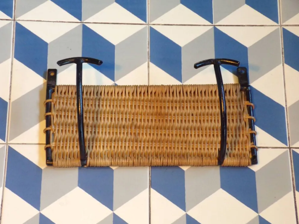 Porte manteau fer et rotin 1950