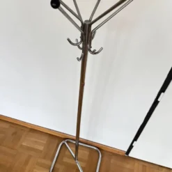Porte-manteau fonctionnaliste
