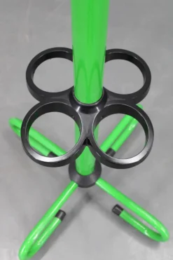 Porte-manteau italien en métal laqué des années 1970 avec porte-parapluie