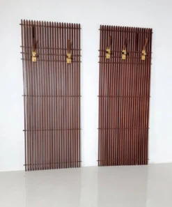 Porte-manteau modulable en bois et laiton, Italie, années 1950