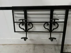Porte manteau mural Art Déco en fer forgé martelé XX siècle