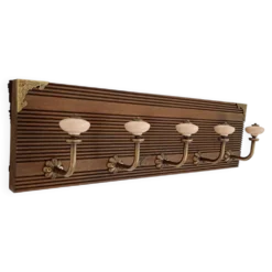 Porte-manteau mural 50 cm – 5 patères métal et céramique crème
