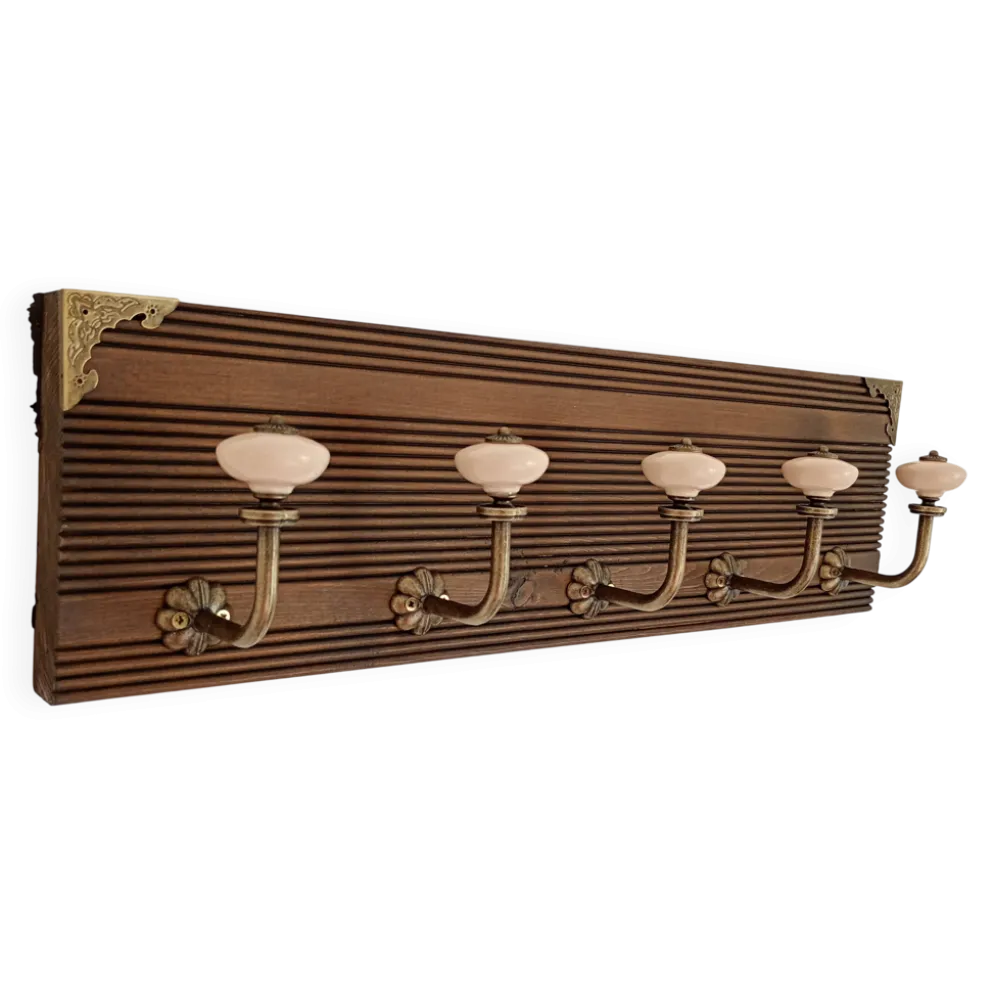 Porte-manteau mural 50 cm – 5 patères métal et céramique crème