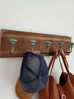 Porte-manteau mural 50 cm – 5 patères céramique vert style vintage
