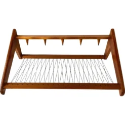 Porte-manteau mural en bois au design mid-century par ÚLUV - Tchécoslovaquie, années 1960