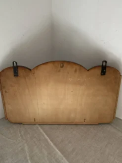 Porte-manteau mural en bois et miroir