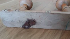 Porte manteau mural en bois façon bambou à 3 patères forme champignon