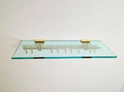 Porte-manteau mural en laiton et verre R14G de Peter Ghyczy, années 1980