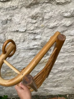 Porte manteau mural en rotin vintage