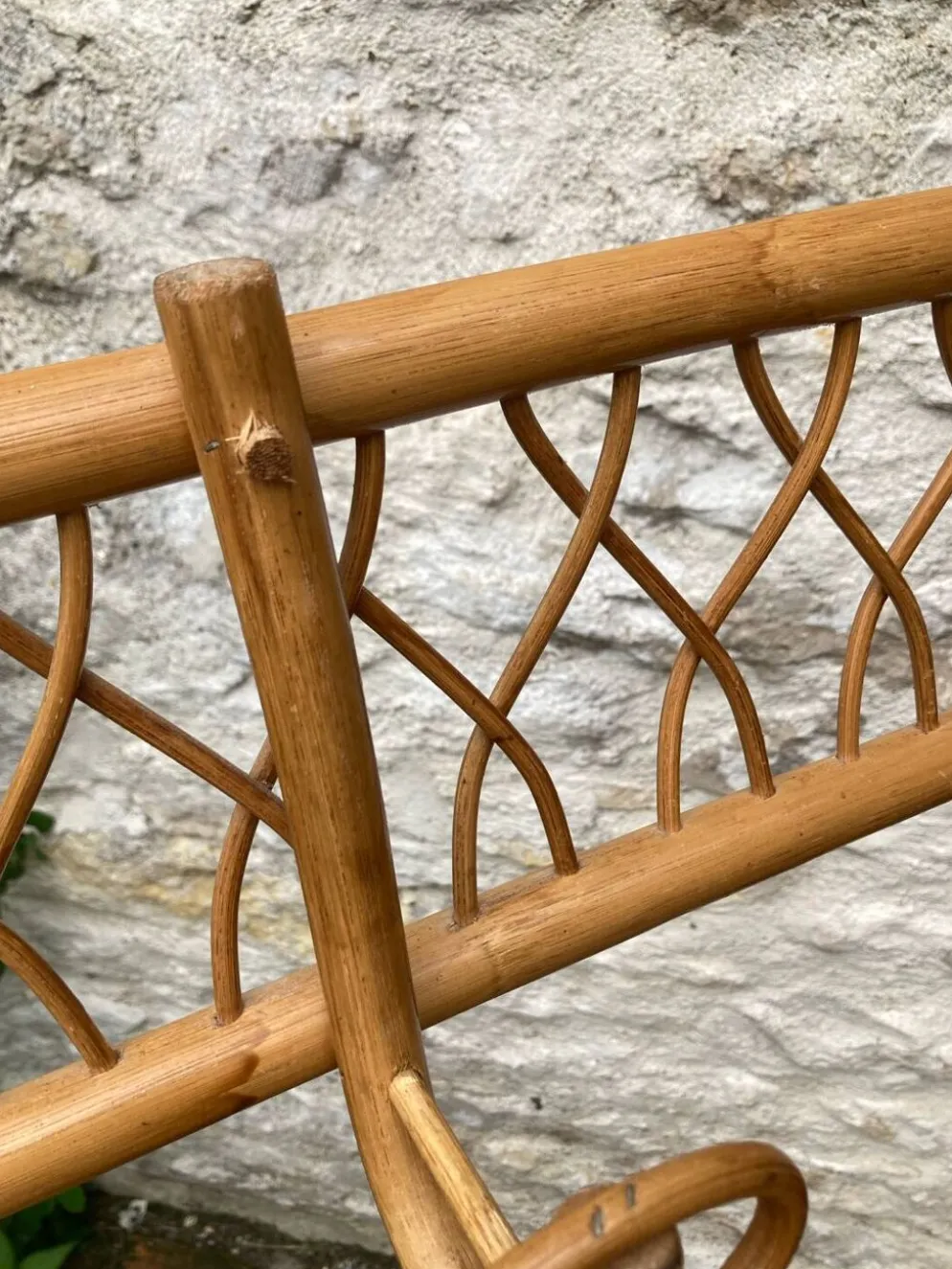 Porte manteau mural en rotin vintage