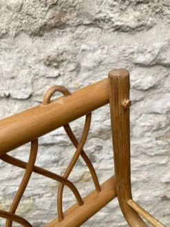 Porte manteau mural en rotin vintage