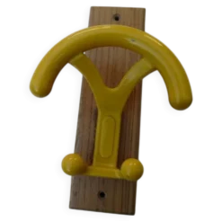 porte manteau mural jaune vintages