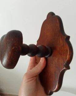 Porte manteau mural vintage art populaire en bois massif sculpté
