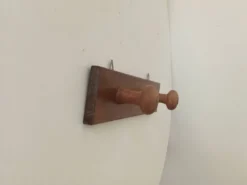 Porte manteau mural vintage en bois