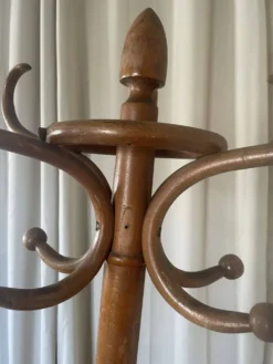 Porte manteau perroquet Baumann en bois courbé