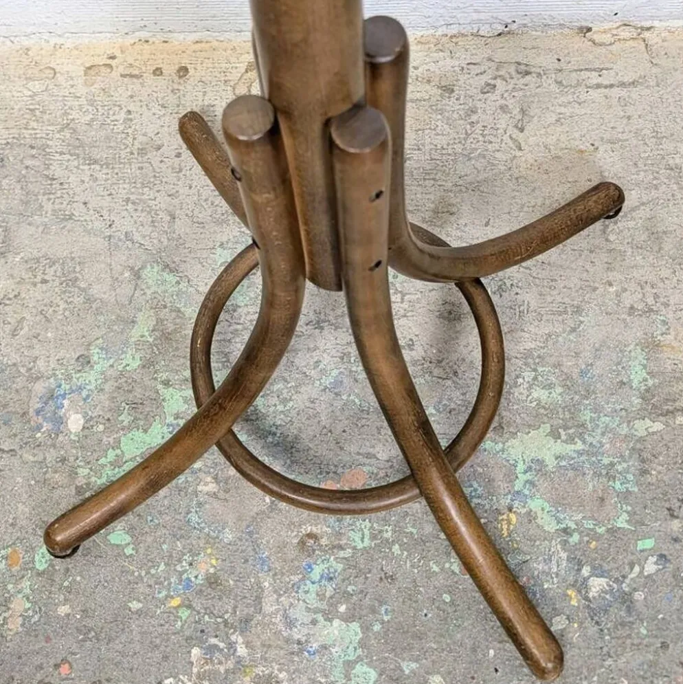 Porte-manteau perroquet bistrot en bois courbé